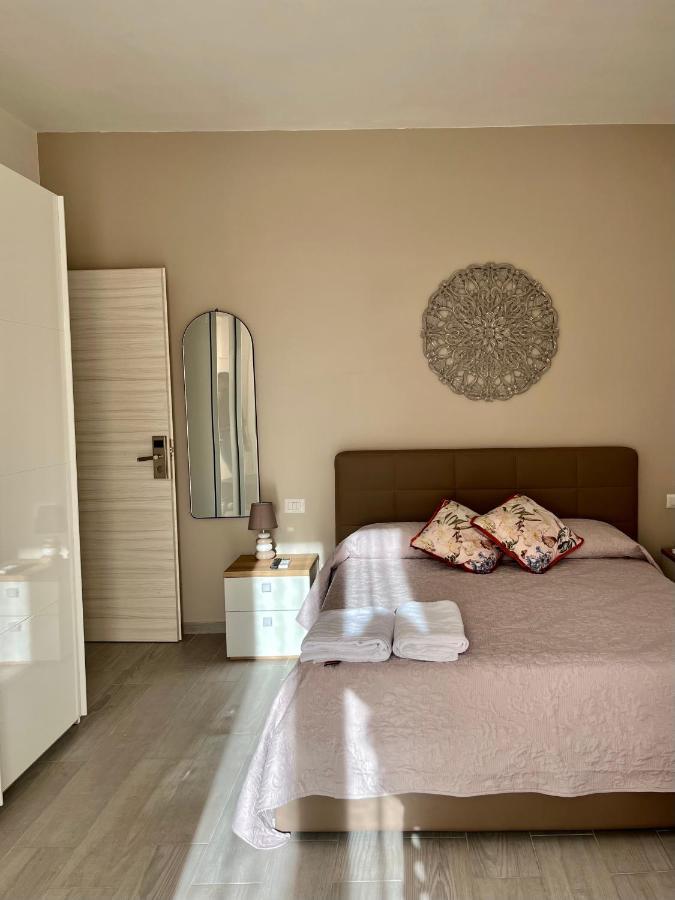 La Dependance Aparthotel Шилла Экстерьер фото